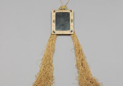 图片[2]-Hanging glass mirror framed with “double happiness” embroidery.-China Archive